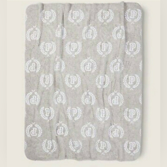 NWT Victoria Secret PINK Sherpa Blanket - Picture 5 of 5